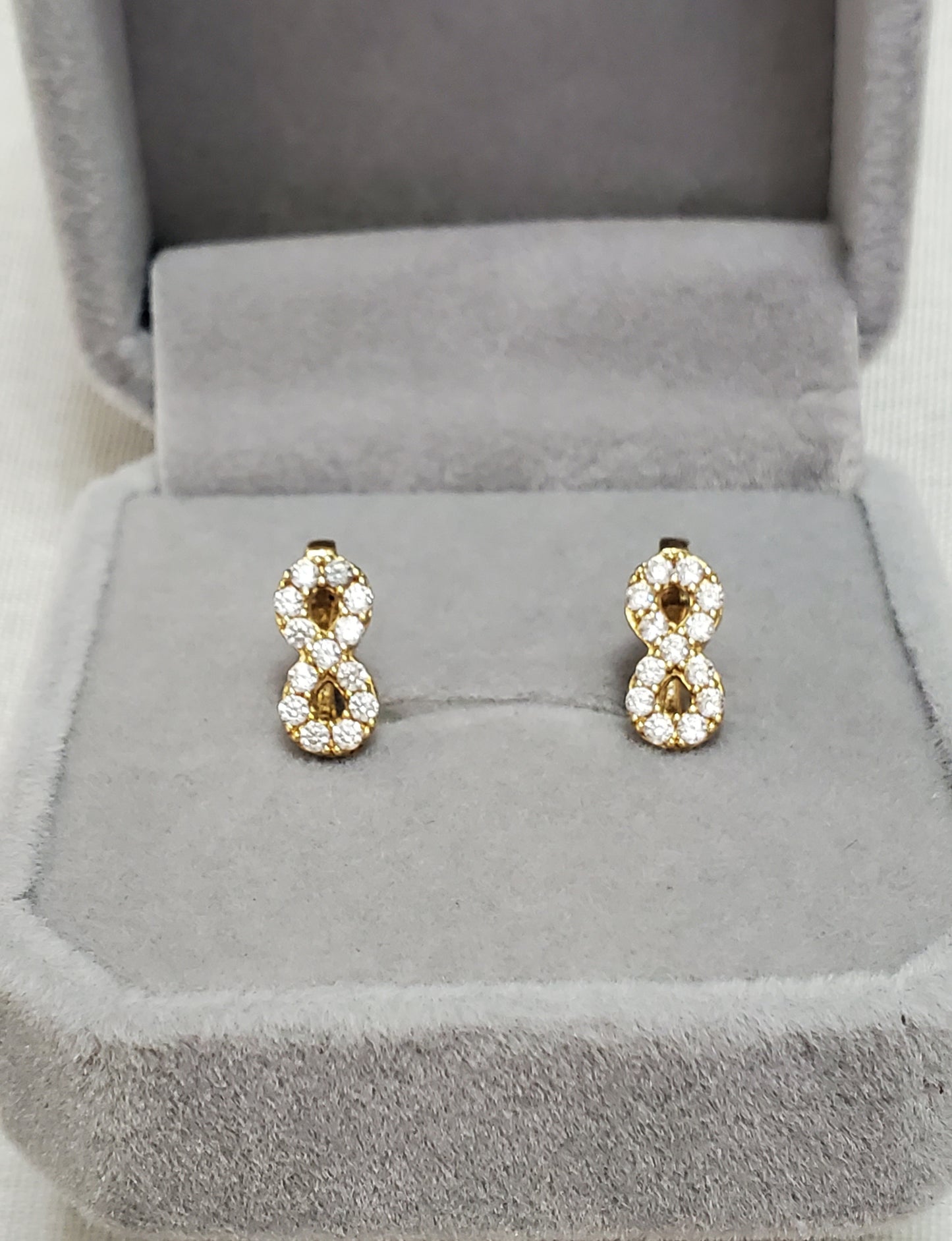Earings gold 10k