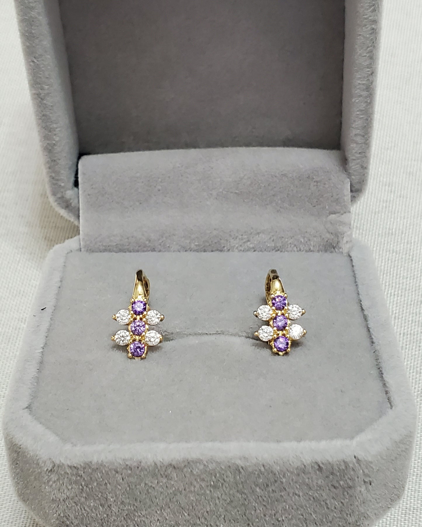 Earings gold 10k