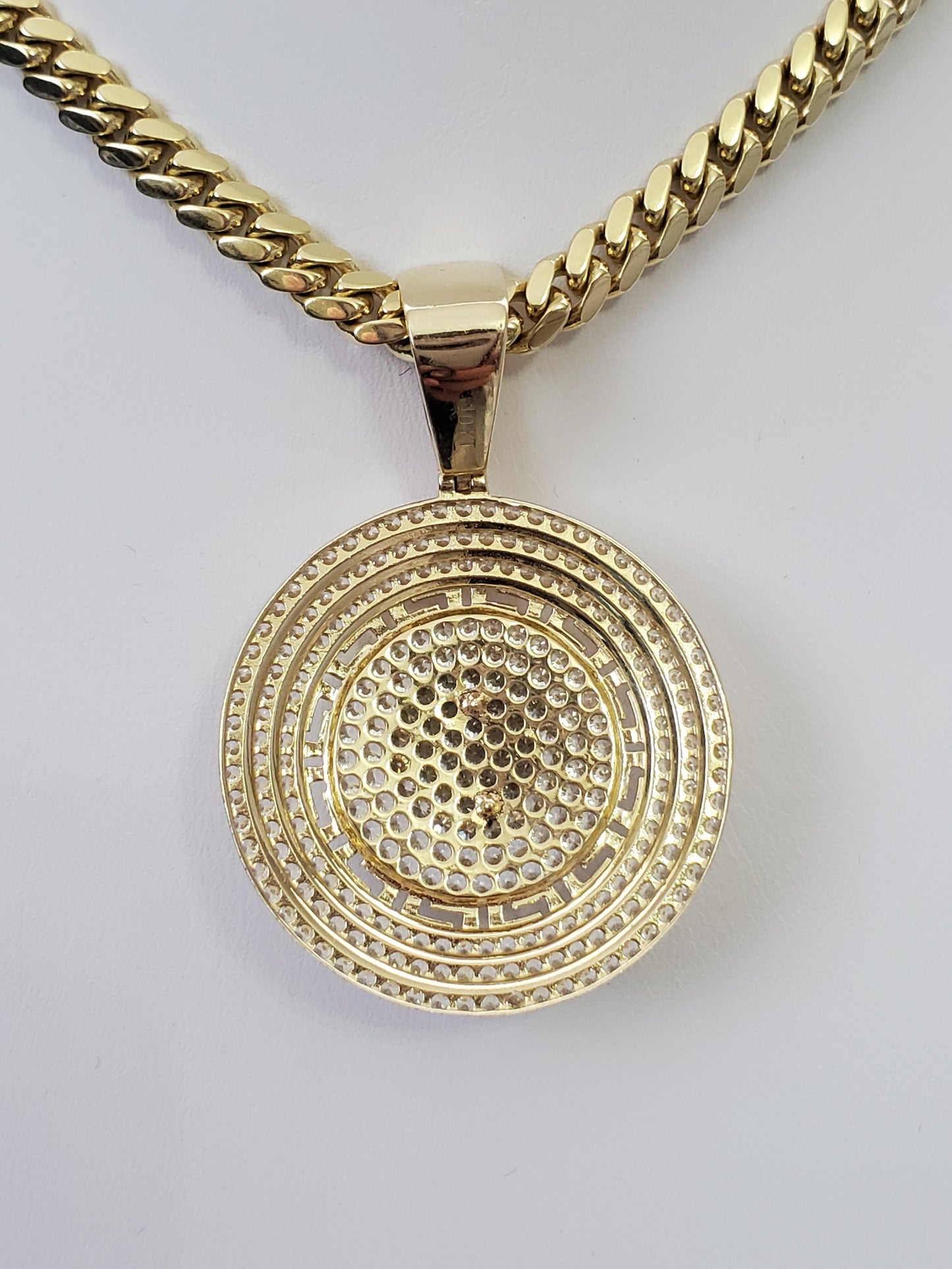 Cuban link chain with pendant 10k