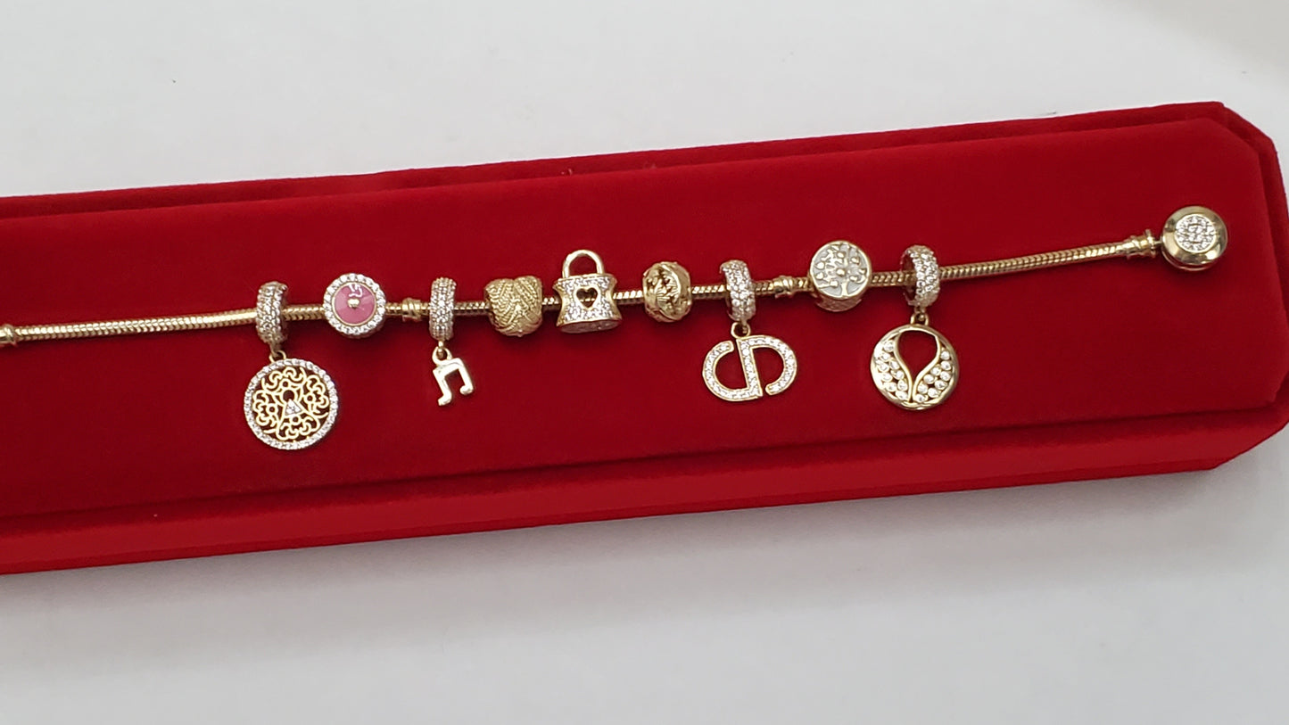 Bracelet with charms gold 10k
