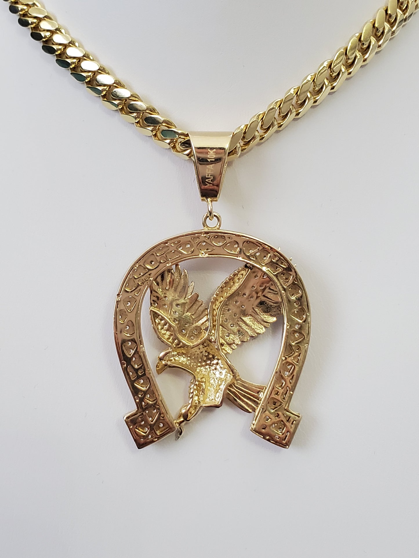 Cuban Chain gold 10k with Charm gold 10k 